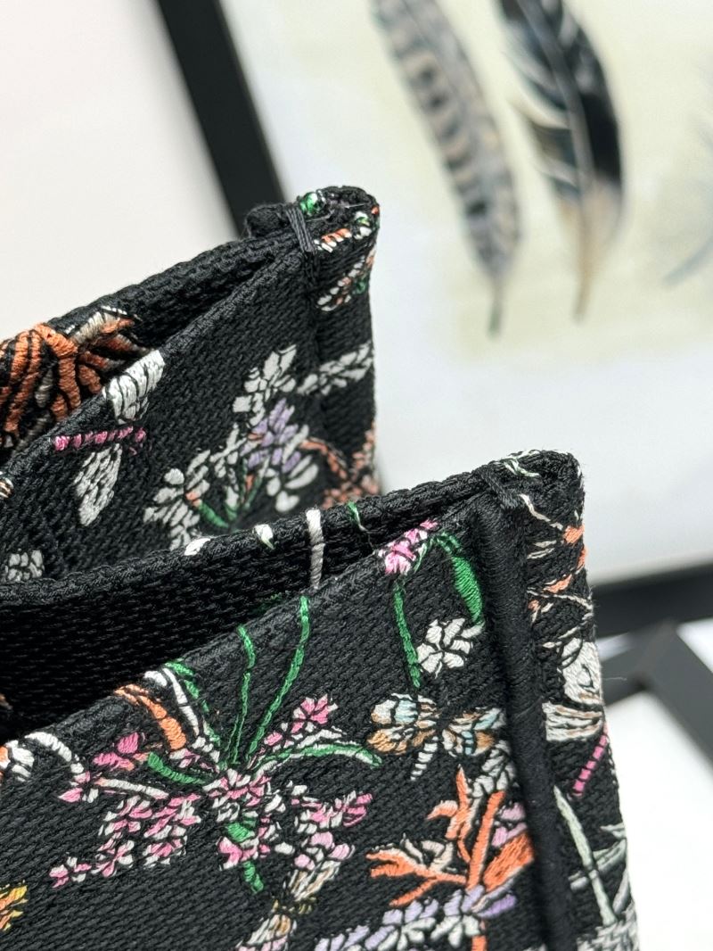 chr1st1an D10r shopping bags